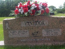 Teddy Leon Vanhook