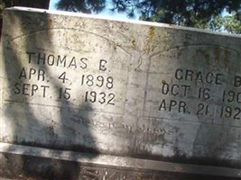 Thomas E Smith