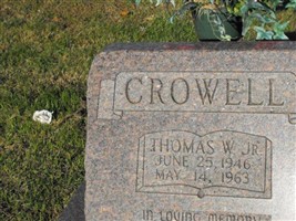 Thomas W Crowell, Jr