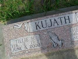 Tillie H Kujath