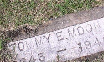 Tommy E. MOON Tommy E. MOON