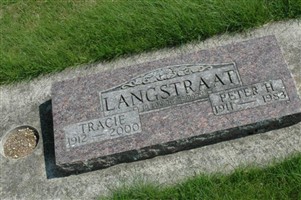 Tracie Dykstra Langstraat