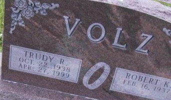 Trudy R Volz