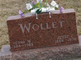 Verna M Wollet