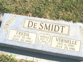 Vernelle DeSmidt Vernelle DeSmidt