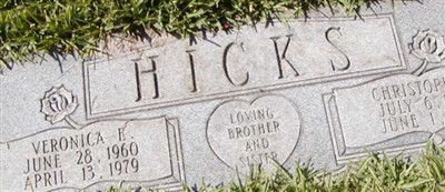 Veronica E Hicks