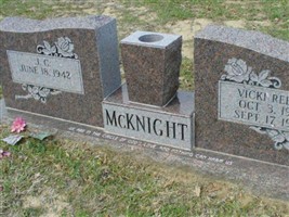 Vicki Reeves McKnight Vicki Reeves McKnight