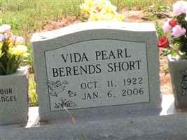 Vida Pearl Berends Short