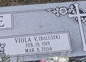 Viola V. (Balusek) Kruse