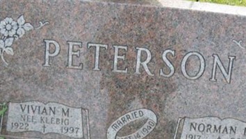 Vivian M Klebig Peterson