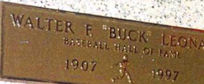 Walter Fenner "Buck" Leonard