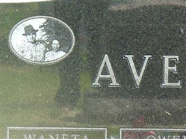 Waneta M Avery