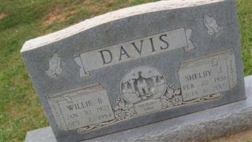 Willie B Davis, Jr