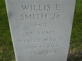 Willis E Smith