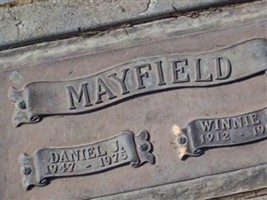 Winnie B Mayfield