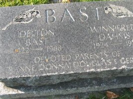 Winnifred Mabel Dahms Bast