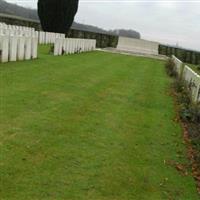 Anneux British Cemetery on Sysoon