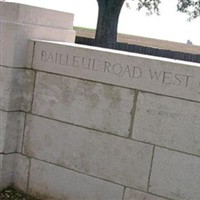 Bailleul Road West Cemetery, St. Laurent-Blangy on Sysoon