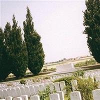 Bailleul Communal Cemetery on Sysoon