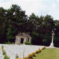 Becklingen War Cemetery on Sysoon