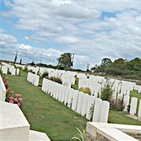 Bellicourt British (CWGC) Cemetery on Sysoon