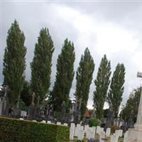 Bois Grenier Communal Cemetery on Sysoon