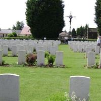 Bouzincourt Communal Cemetery Extension on Sysoon