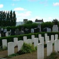 Caestre Communal Cemetery on Sysoon