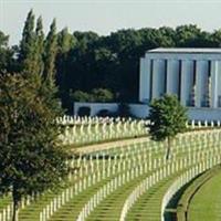 Cambridge American Cemetery on Sysoon