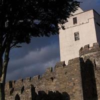 Doe Castle Graveyard on Sysoon