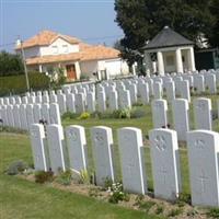 Escoublac-la-Baule War Cemetery on Sysoon