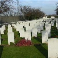 Estaires Communal Cemetery Extension on Sysoon