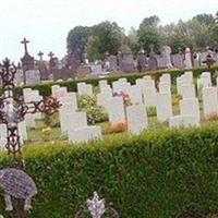 Estaires Communal Cemetery on Sysoon