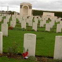 Estaires Communal Cemetery on Sysoon