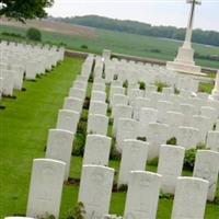 Gouzeaucourt New British Cemetery on Sysoon