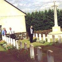 Le Grand-Luce War Cemetery on Sysoon