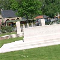 Hooge Crater Cemetery on Sysoon