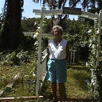 Lakehouse Cemetery on Sysoon