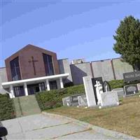 Notre Dame Cemetery on Sysoon