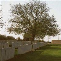 Outtersteene Communal Cemetery Extension, Bailleul on Sysoon