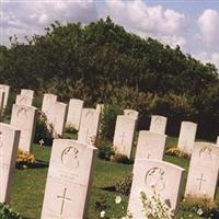Le Paradis War Cemetery, Lestrem on Sysoon