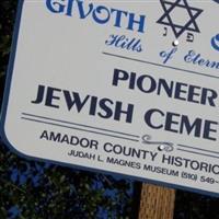 Pioneer Jewish Cemetery on Sysoon