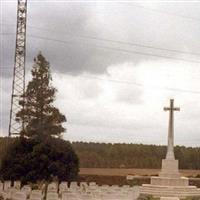 Roye New British Cemetery on Sysoon