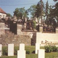 Sarralbe Military Cemetery on Sysoon