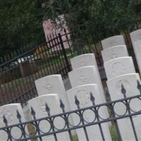 Tirana Park Memorial Cemetery on Sysoon