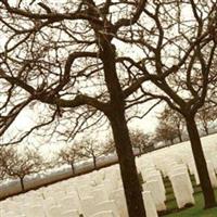 Trois Arbres Cemetery on Sysoon