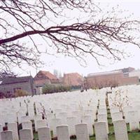 Zantvoorde British Cemetery on Sysoon