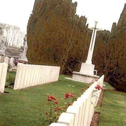 Aulnoy Communal Cemetery, Nord