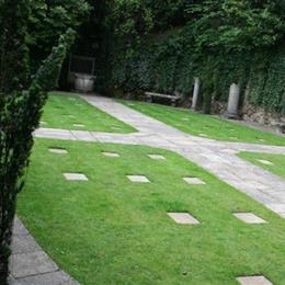 Cliveden War Memorial Cemetery