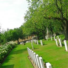 Ecoust Military Cemetery, Ecoust-Saint Mein